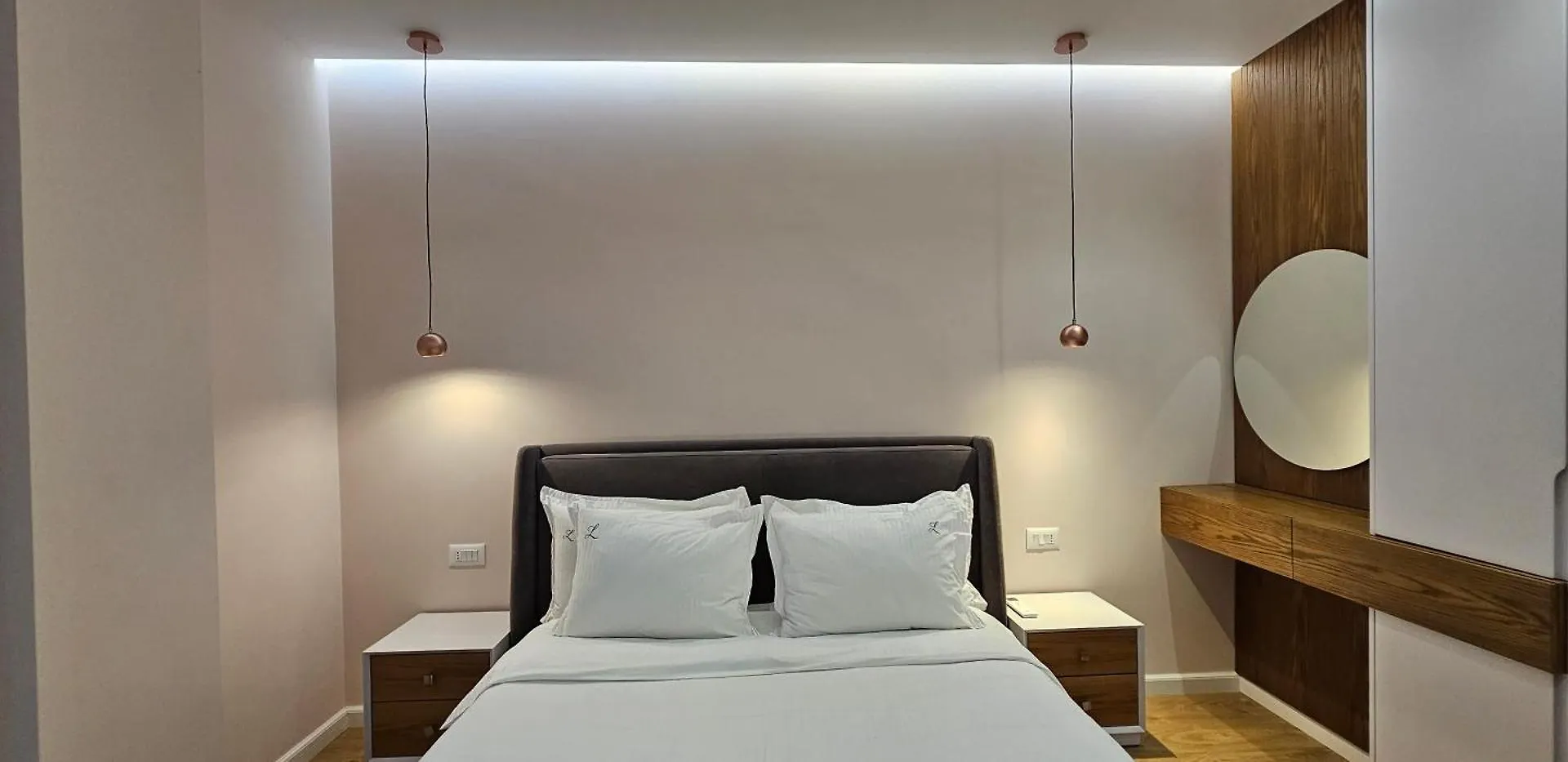 Tam Serviced Apartment City Center No3 Тирана 0*,