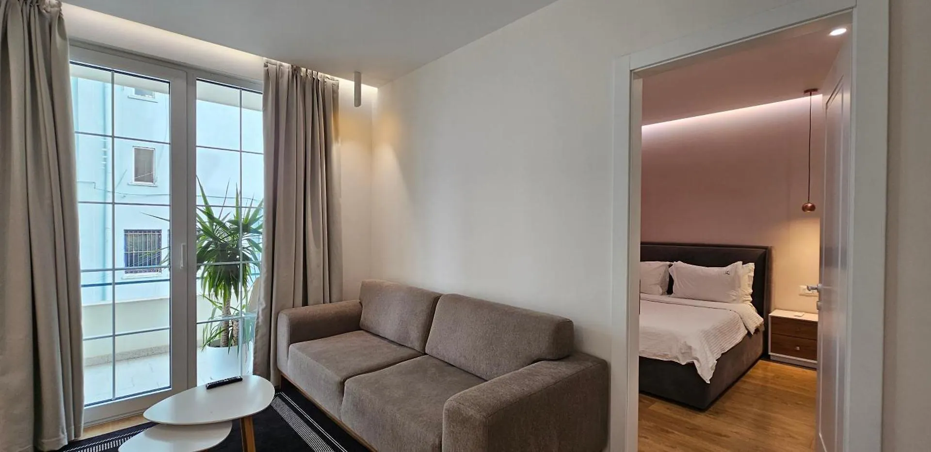 Tam Serviced Apartment City Center No3 Тирана
