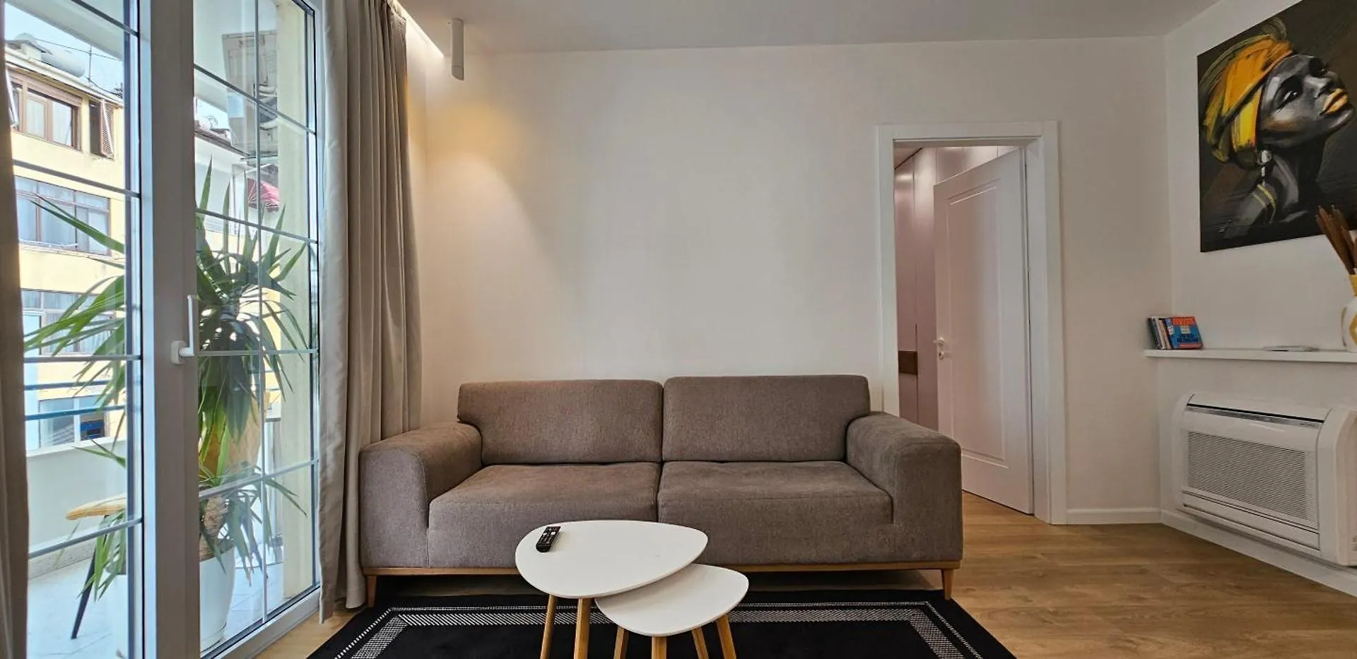 Tam Serviced Apartment City Center No3 Тирана