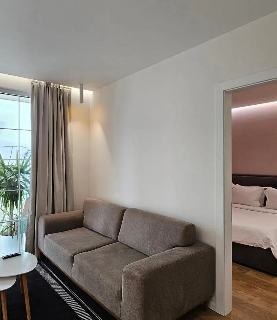 Tam Serviced Apartment City Center No3 Тирана